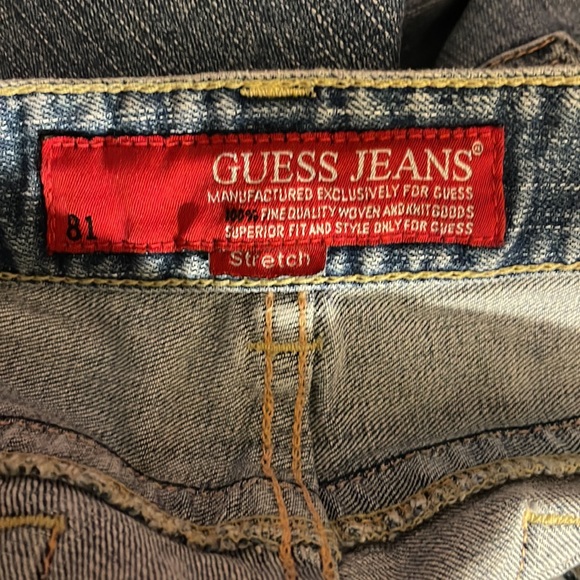 Guess jeans flare leg with painted flowers & rhinestones flare leg size 27 - Picture 6 of 7